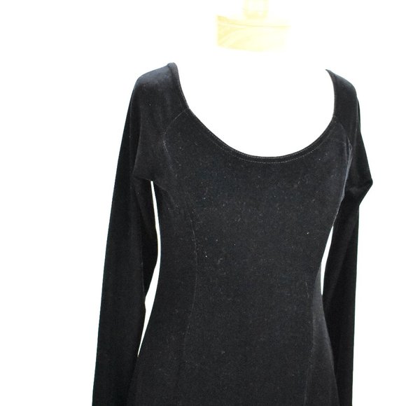 Vintage  Moda Intl Black Velvet Long Dress - Picture 2 of 5